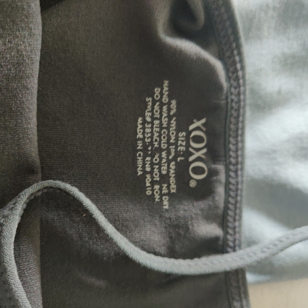 Tank tops - Picture 5 of 5